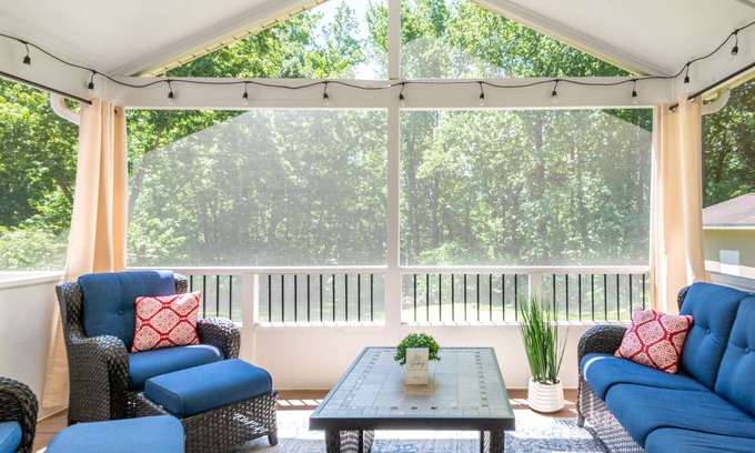 Concord Casa | Concord Haven - Screened Porch Private Getaway