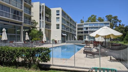 La Lonja Apartamento | Concord Pilar Aparts