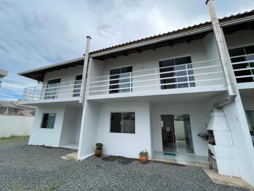 Picarras Apartamento | Cond. Serra da Saudade