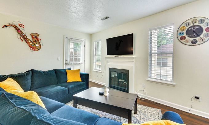 Greensboro Condominio | Condo 5 Mi to Midtown & UNC Greensboro