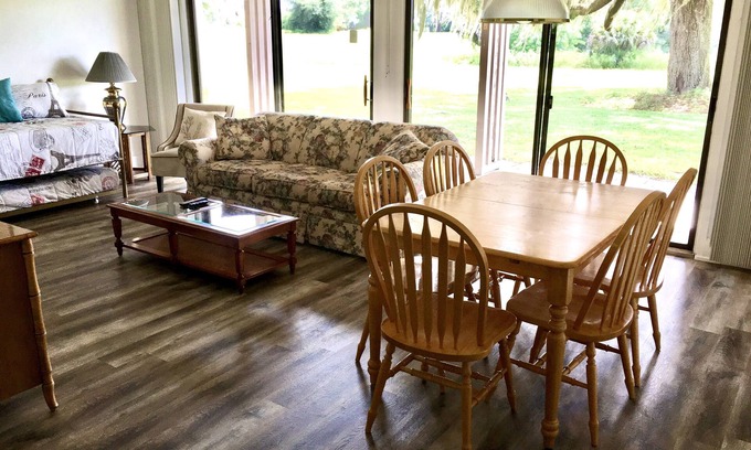 Haines City Condominio | Condo C, kitchen/washer/dryer, sleep 6