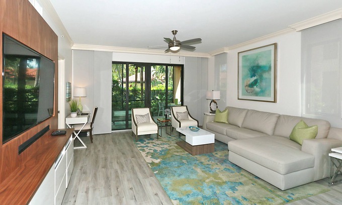 Naples Cabaña | Condominio cerca de 5th Avenue y Naples Beach