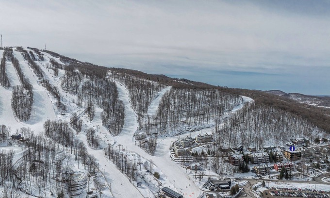 Bromont Chalet De Esquí | Condo Directement au Pied des Pistes