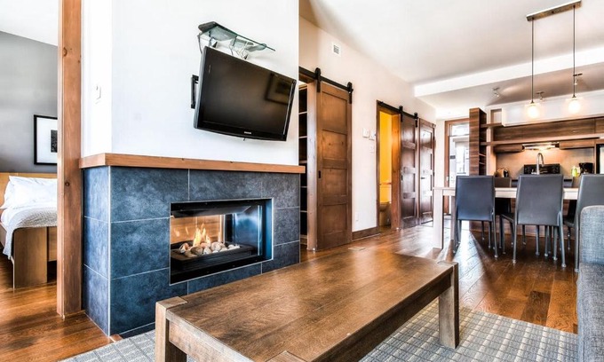 Lac Superieur Village Casa | Condo in an enchanting site