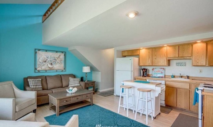Quincy Condominio | Condo in Crescent Bar Resort—20 minutes from the Gorge amphitheater.