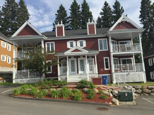 Saint Donat Apartamento | Condo Lac Archambault 305