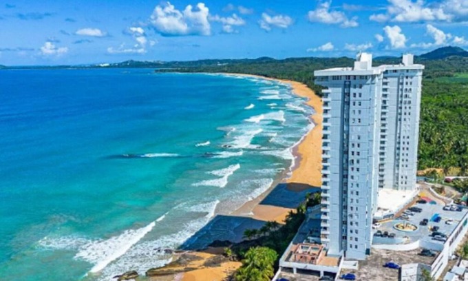 La Pared Condominio | Condo Nappa Luquillo Luxury Beachfront Corner Unit Loft W/Balcony On The 17 Fl.