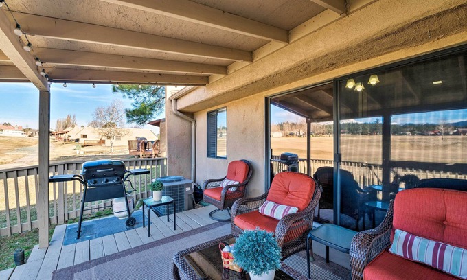 Ruidoso Condominio | ¡NUEVO! Sierra Blanca Mtn Range Haven en campo de golf