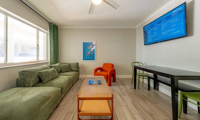 Belleair Beach Condominio | Condo On The Beach - Heated Pool - Self Check-in