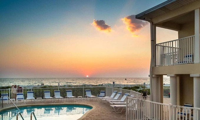 Belleair Beach Condominio | Condo On The Beach - Ocean Side View Balcony