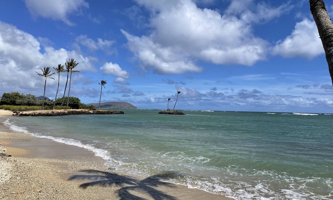 Kuliouou - Kalani Iki Condominio | Condo on the Beach (Kahala) 1 bedroom "March & April" ***Special Rates***