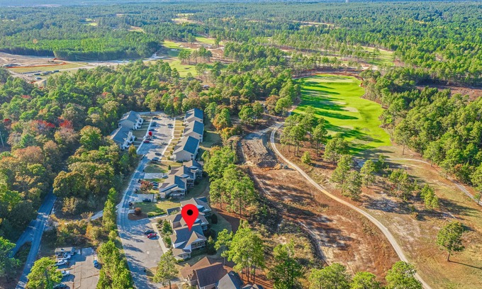 Aberdeen Condominio | Condo overlooking Pinehurst #10 Course & 4.8 miles from the 2024 US Open!