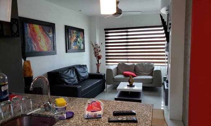 Barrio Urdesa Condominio | Bonito, comodo y seguro condominio