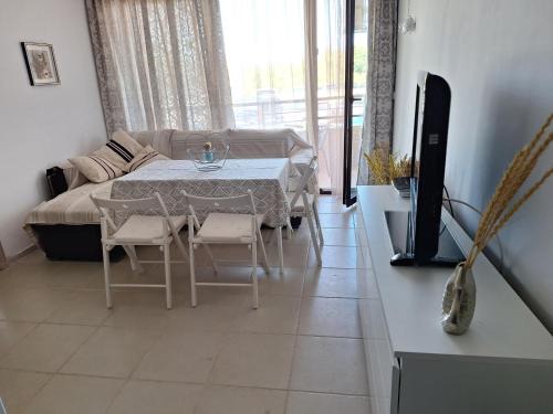 Pomorie Apartamento | Condo Santosha on the beach