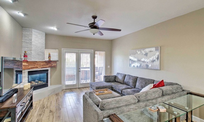 Security Acres Condominio | ¡NUEVO! Modern Escape ~ 1 Mi a Old Town Scottsdale!
