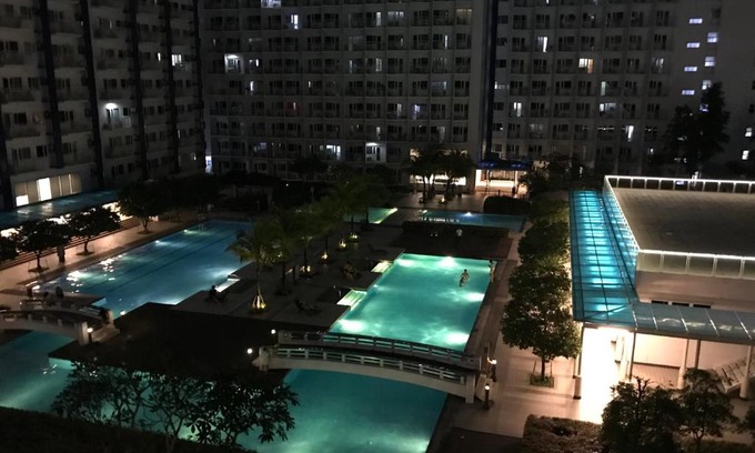 Bel-Air Apartamento | Condo with Balcony at Makati SM Jazz