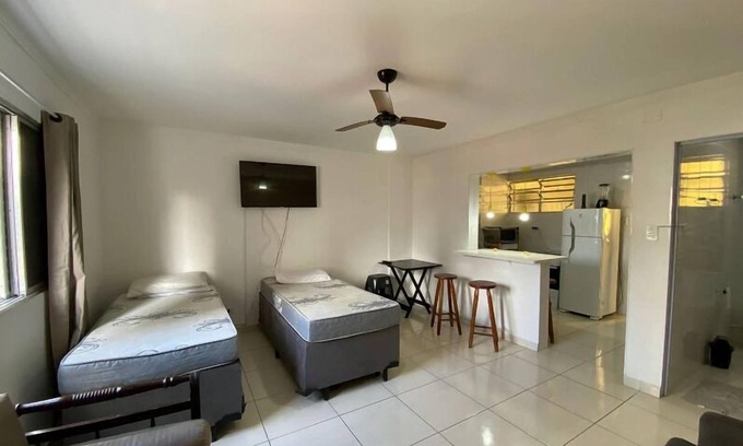 Guilhermina Apartamento | Condominio Edificio Carlos Rohm