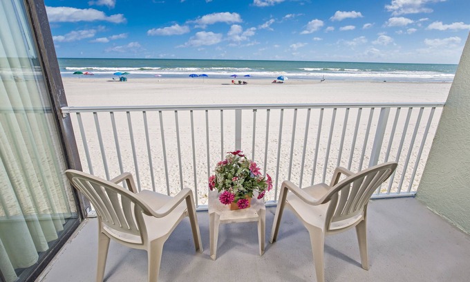 Vaught Condominio | Condos by Beach Vacations North