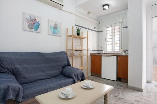 Centro de Conil de la Frontera Apartamento | Confort para dos con Wi-Fi y Aire acondicionado