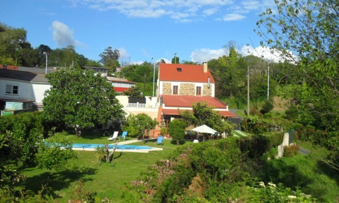 Cambre Cabaña | CONFORTABLE O FORNO DE SIGRAS. Casa rural con piscina alquiler por semanas