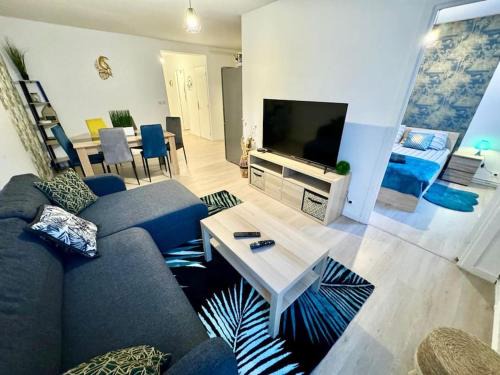 Roubaix Apartamento | Confortable T4 Équipé à Roubaix - 200m Métro