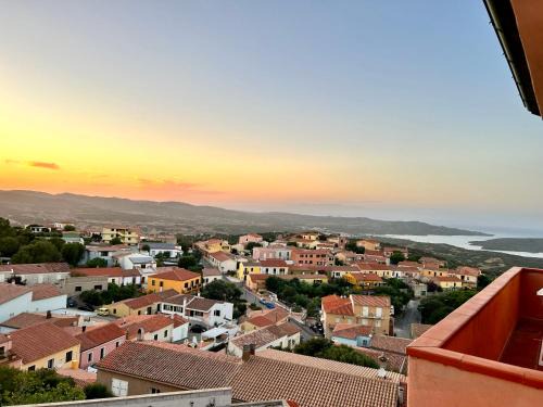 San Pasquale Casa | Confortevole Trilocale con Vista Mare a San Pasquale, Sardegna