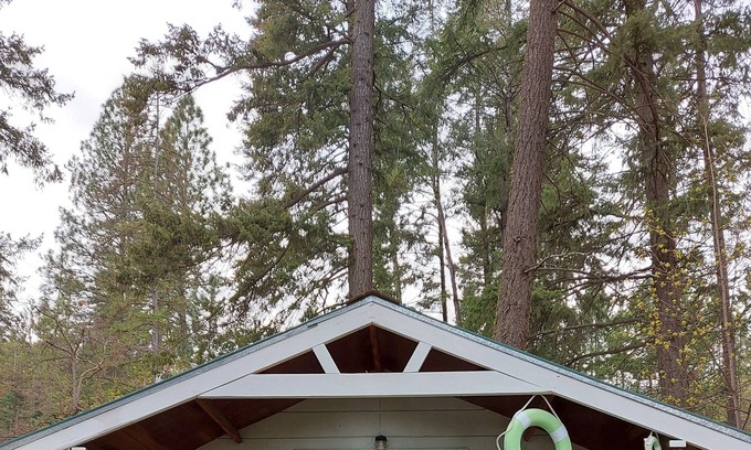 Worley Cabina | Conkling Marina and Resort