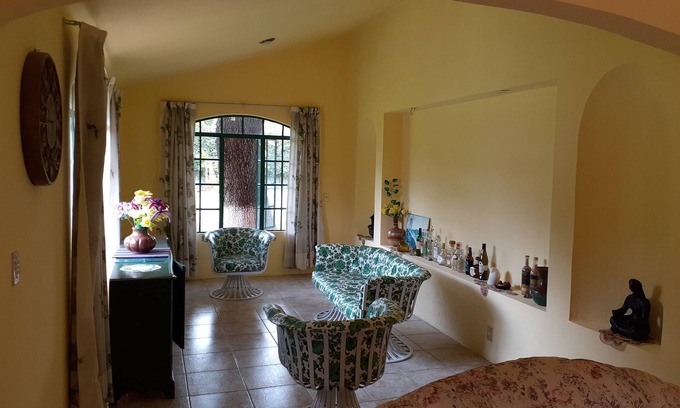 El Chiflon Casa | Connect with nature on this unforgettable-beautiful country house - family/pets
