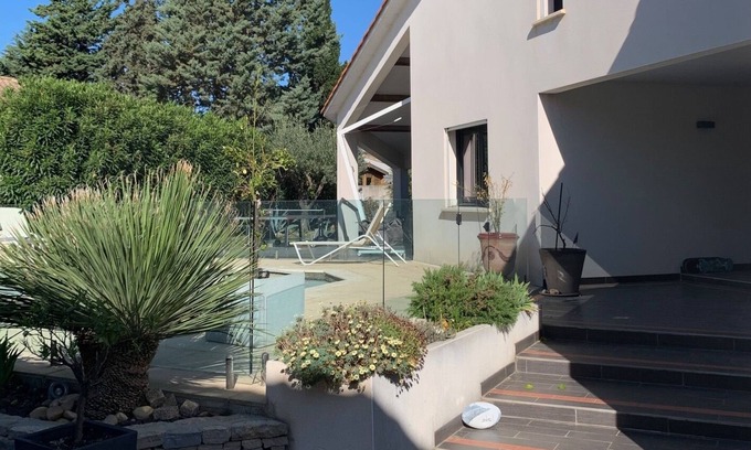 Saint-Jean-de-Vedas Casa | Vrbo Property