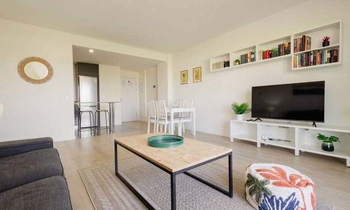 Nueva Andalucia Apartamento | Apartamento contemporáneo de 2 dormitorios en Nueva Andalucía