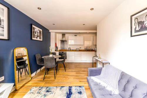 Abingdon Apartamento | Contemporary Abbey Yard by Prescott Apartments