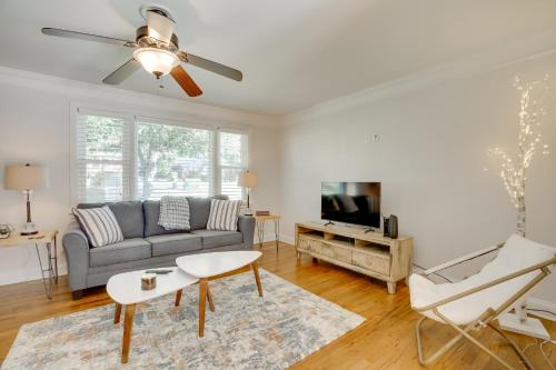 Athens Casa | Contemporary Athens Home Less Than 2 Miles to UGA!