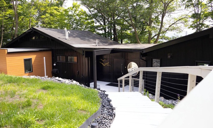 Lansing Casa | Contemporary Cayuga Lakehouse 3BR/3BA / Sleeps 9