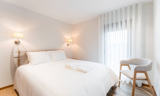 Fareja Apartamento | Contemporary getaway in nature