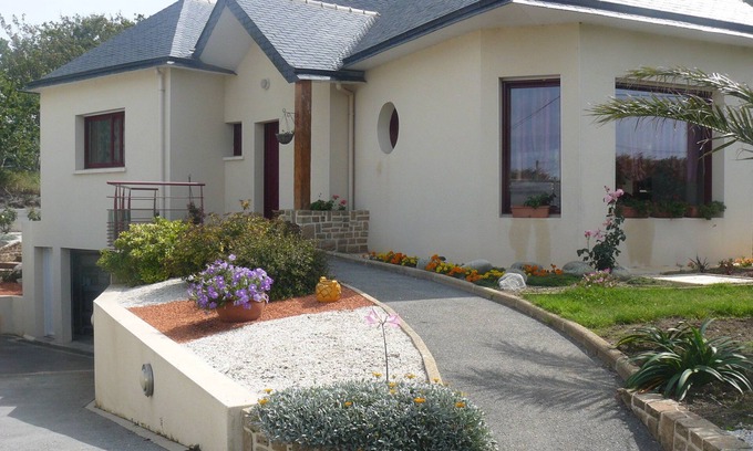 Plouarzel Casa | Casa contemporánea en 2 pasos del mar de Iroise