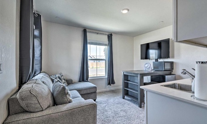 Los Banos Apartamento | Contemporary Los Banos Studio Less Than 3 Mi to Dtwn!