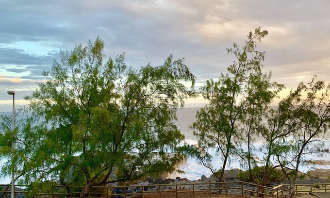 Saint-Pierre De La Reunion Villa | Villa contemporánea frente al mar, estilo balinés puro, diseño, lujo, moderno