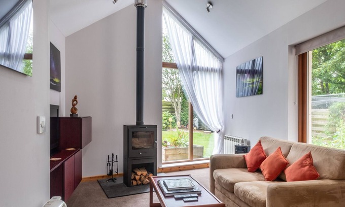 Glenmorangie Apartamento | Apartamento contemporáneo de una habitación cerca de todas las comodidades en el área de conservación