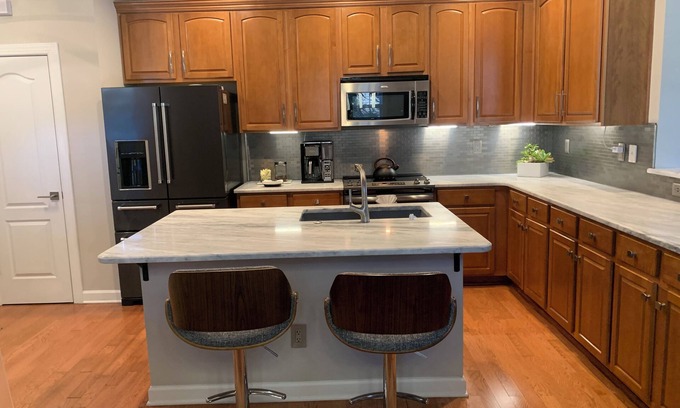 Charlotte Casa | Contemporary Townhouse in South Charlotte