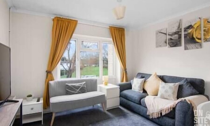 Hatfield Apartamento | Contractors 4 Bed with Parking