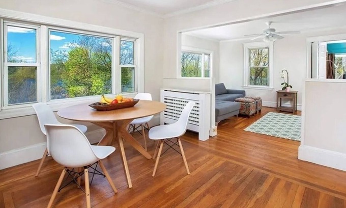 Somerville Apartamento | Convenient 2-bedroom apartment with water views by Assembly Row in Somerville