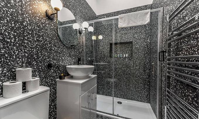 Seven Sisters Casa | Convenient 2BR 2BA / near Tube Station