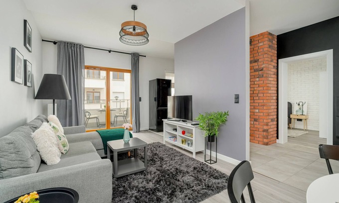 Nowe Miasto Apartamento | Convenient Apartment in Poznań
