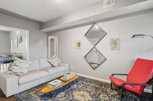 Meridian-Kessler Apartamento | Convenient - Pet and Baby - Near Convention and Hospital