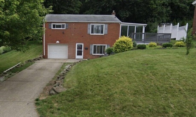 Green Tree Casa | Convenient to DT, Airport, Stadiums-Free Parking!