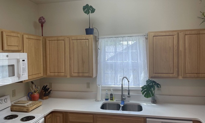 Golden Belt Historic District Casa | Relaxing 3B/2Ba House Close To Everything RTP