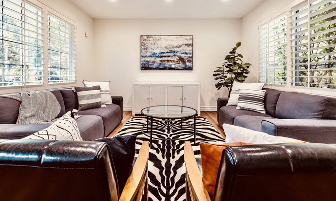 Ladera Ranch Casa | Conveniently located, 3,357 sq. ft. Spacious and comfortable.