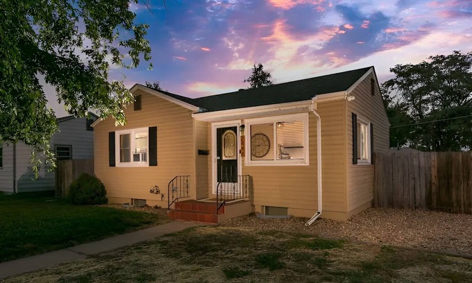 Greeley Casa | Conveniently located home with large fenced yard