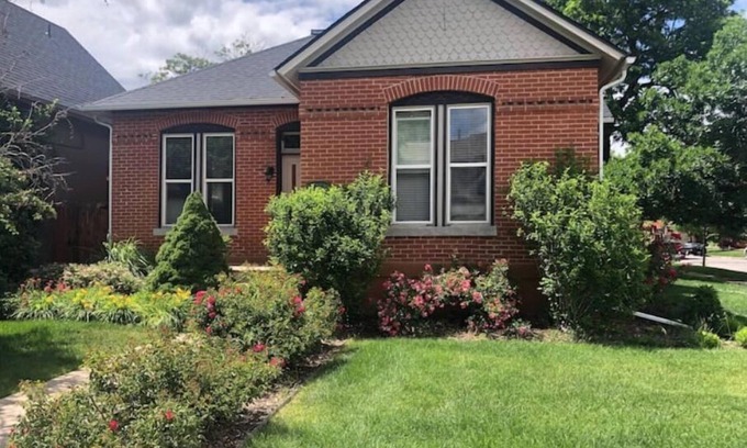 Five Points Apartamento | Converted 1886 schoolhouse, close walk to RiNo Unit 1