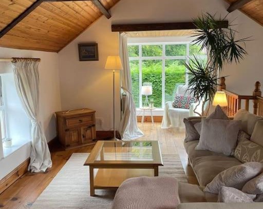 Coleraine Apartamento | Converted Victorian Coach House on the North Coast